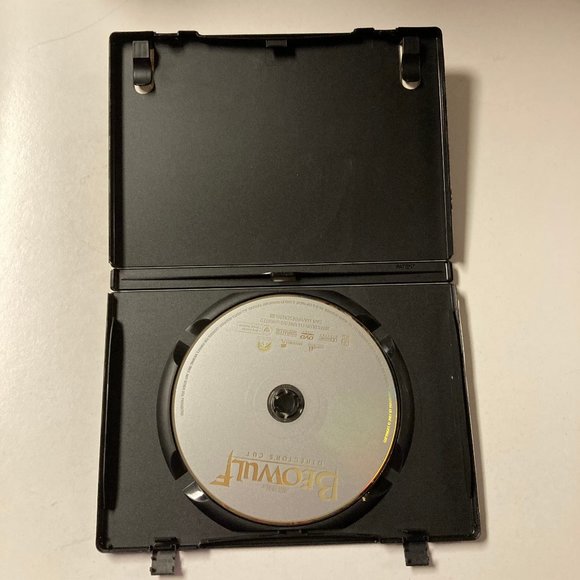 Beowulf (Unrated Director's Cut) - DVD - Picture 3 of 4